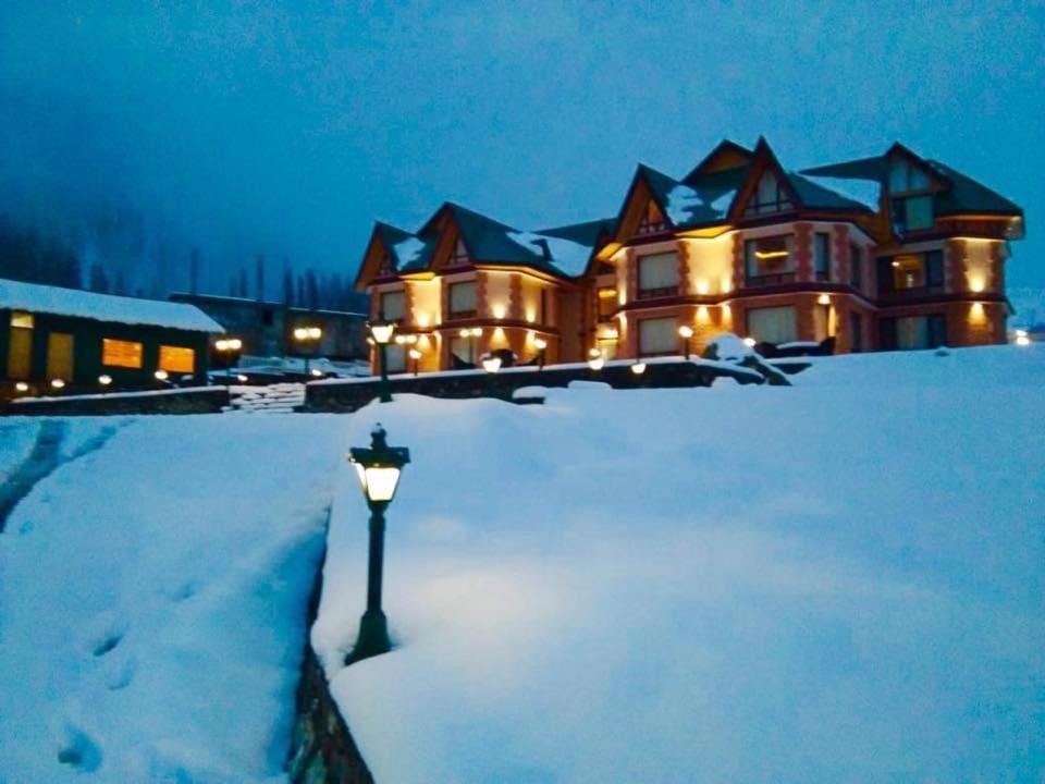 Hotel Village Walk Sonāmarg Extérieur photo
