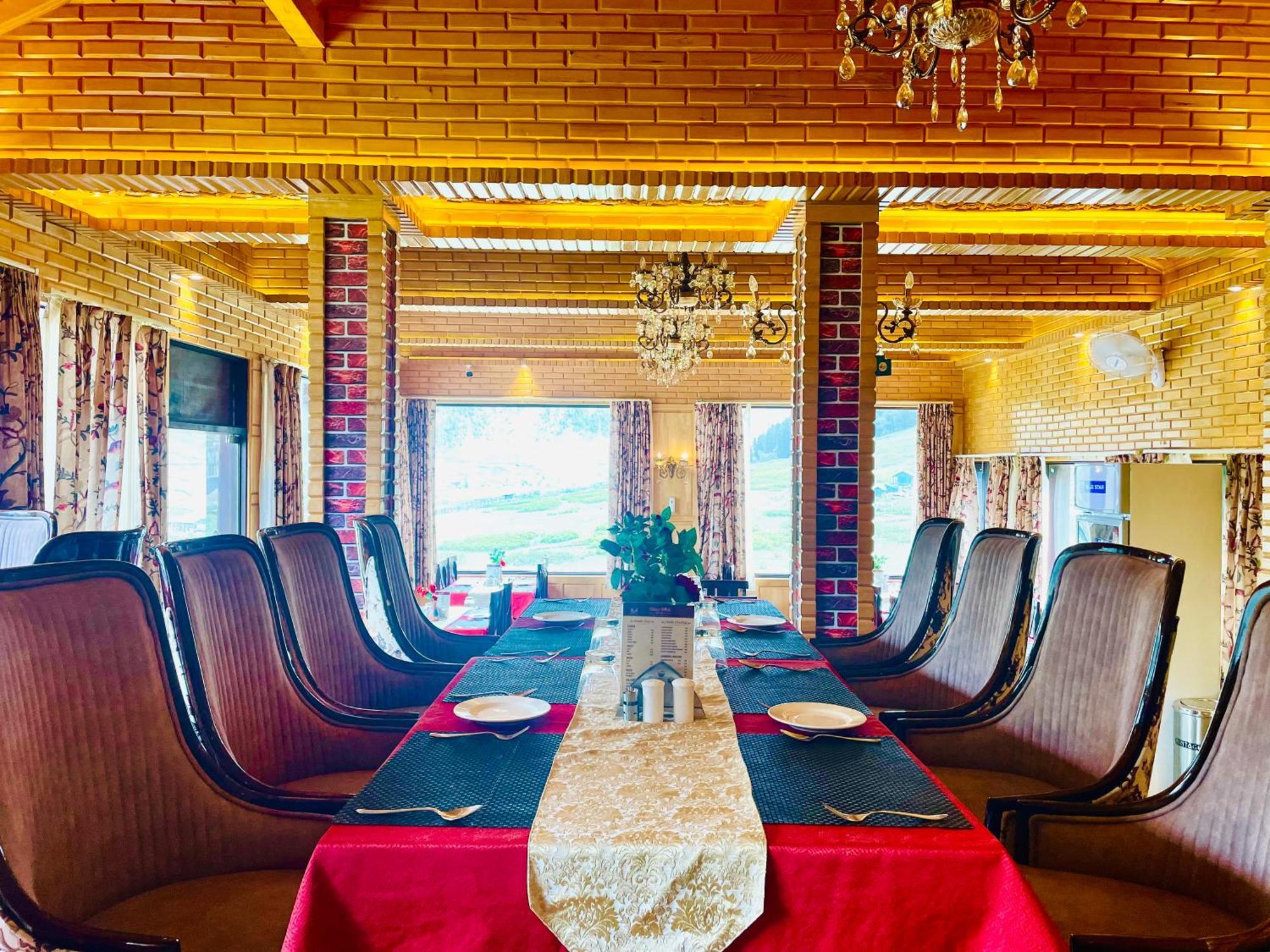 Hotel Village Walk Sonāmarg Extérieur photo