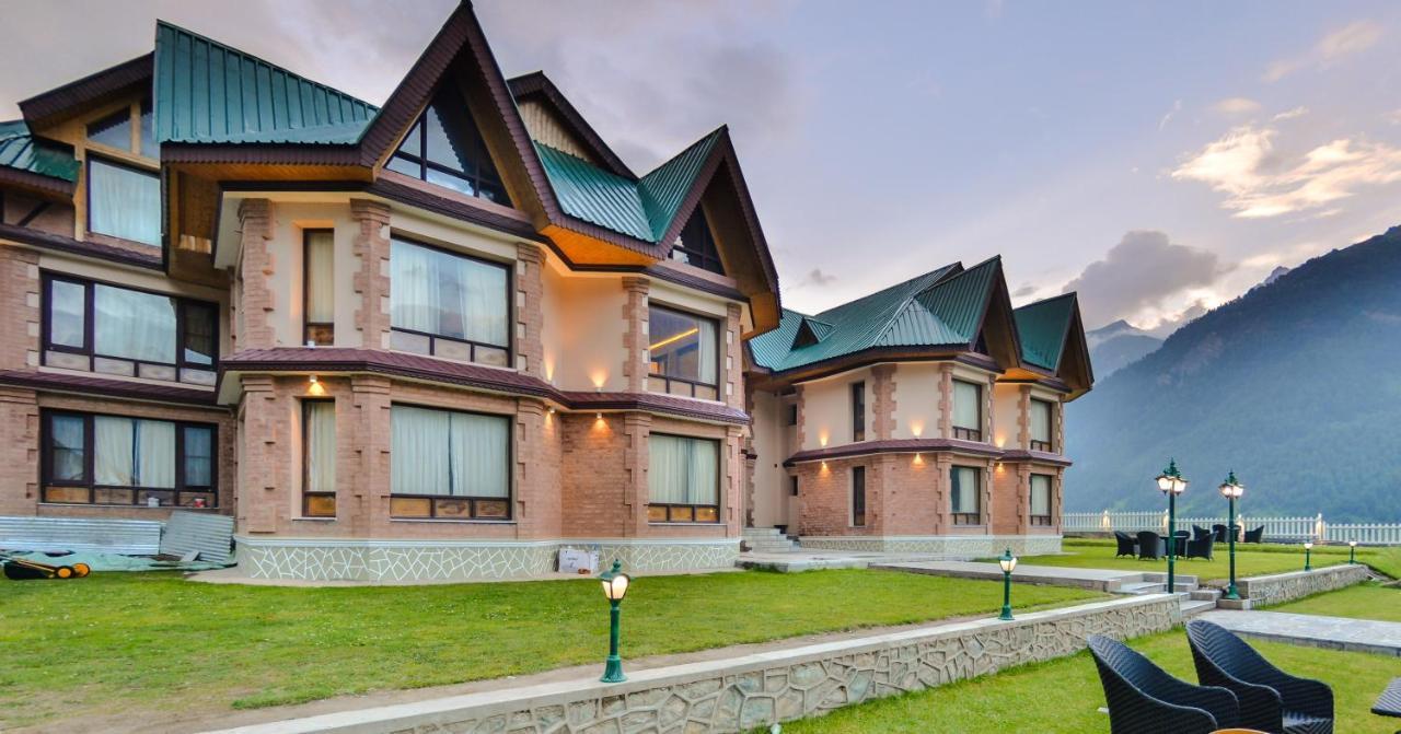 Hotel Village Walk Sonāmarg Extérieur photo