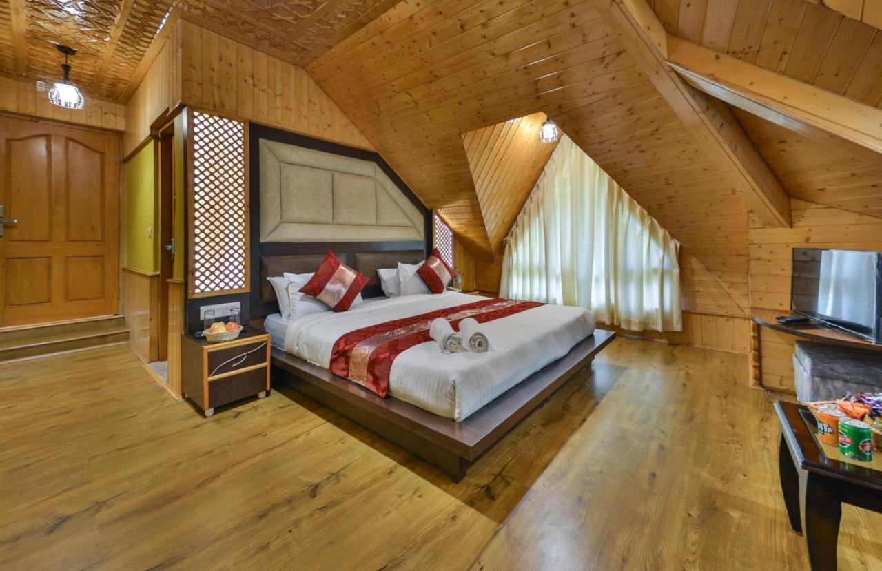 Hotel Village Walk Sonāmarg Extérieur photo