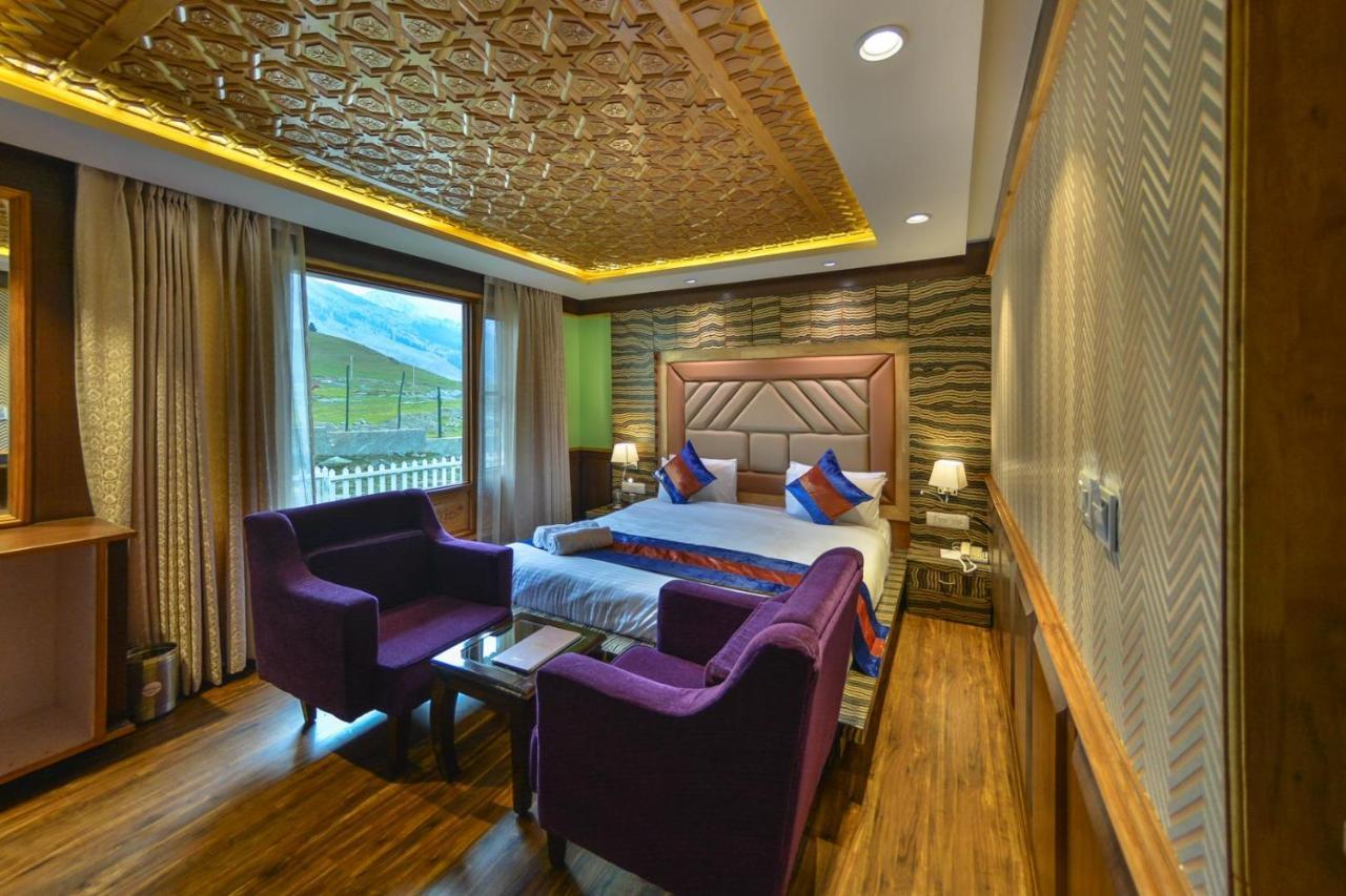 Hotel Village Walk Sonāmarg Extérieur photo